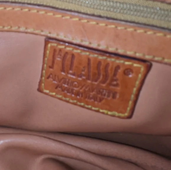 Alviero Martini Leather Map United States Featured!! Crossbody Bag. - Picture 7 of 15